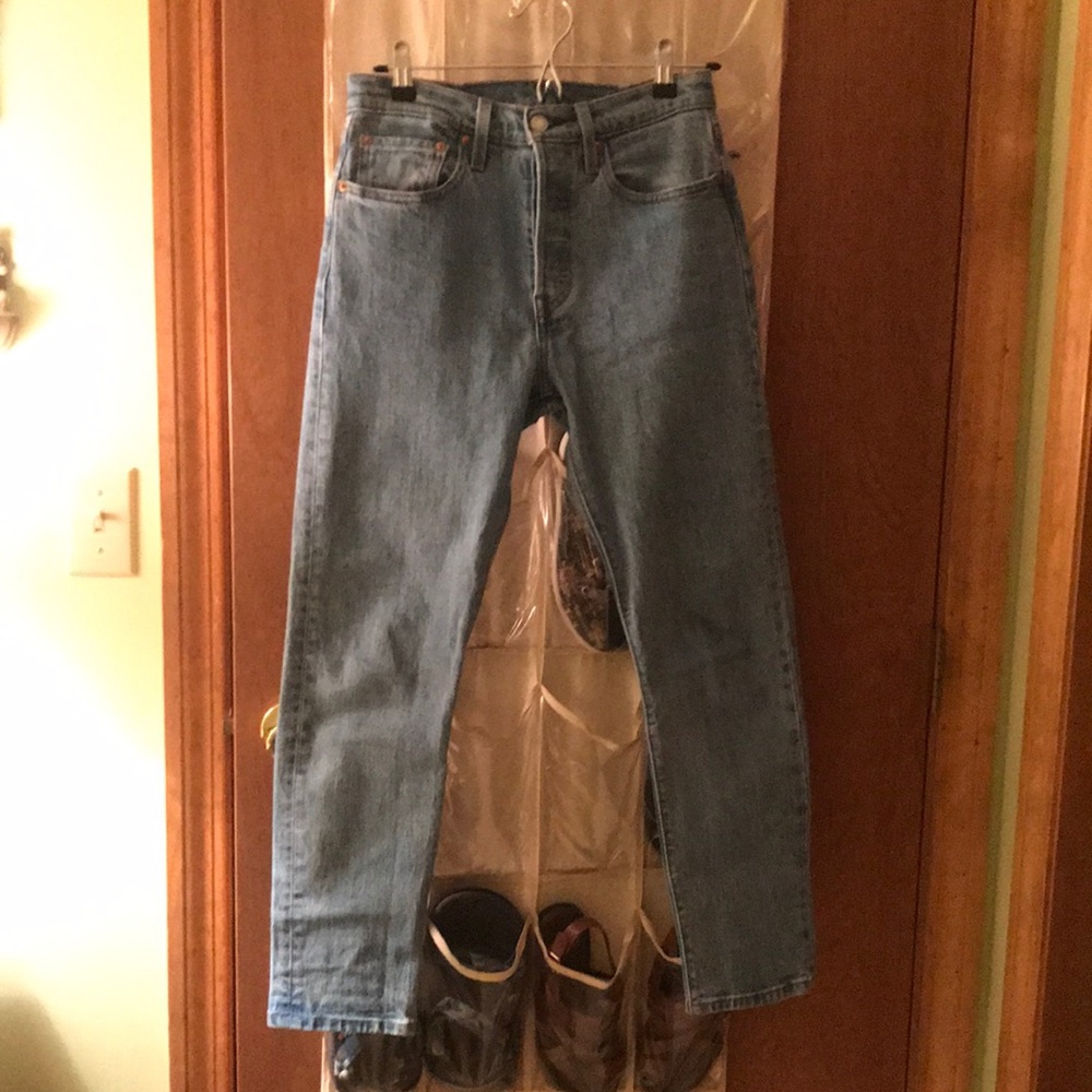 ✨ Levis 501 skinny jeans W27 ✨